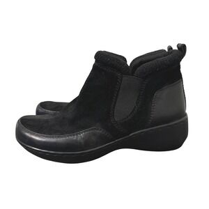 Easy Spirit Black Suede Leather Ankle Boots Womens Size 6.5 Comfort Cozy Minimal